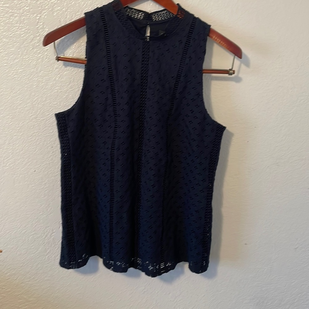 Banana Republic Mock Neck Eyelet Lace Top Size Small